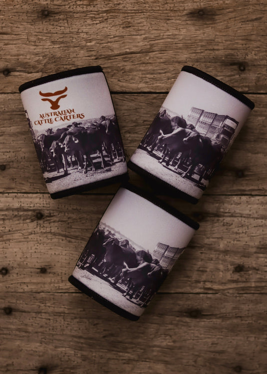 going_with_the_mob_stubby_cooler_joe_wark_photography_western_australia_photographer_cows_bulls_road_trains_kenworth_triple_yeti_australian_cattle_carters